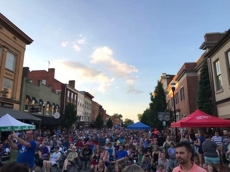 Downtown Bardstown street festival
